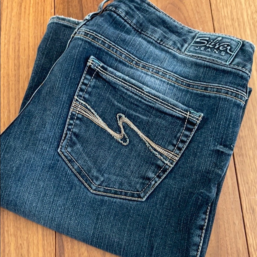 Silver Jeans Aiko Size 29 waist 33 inseam